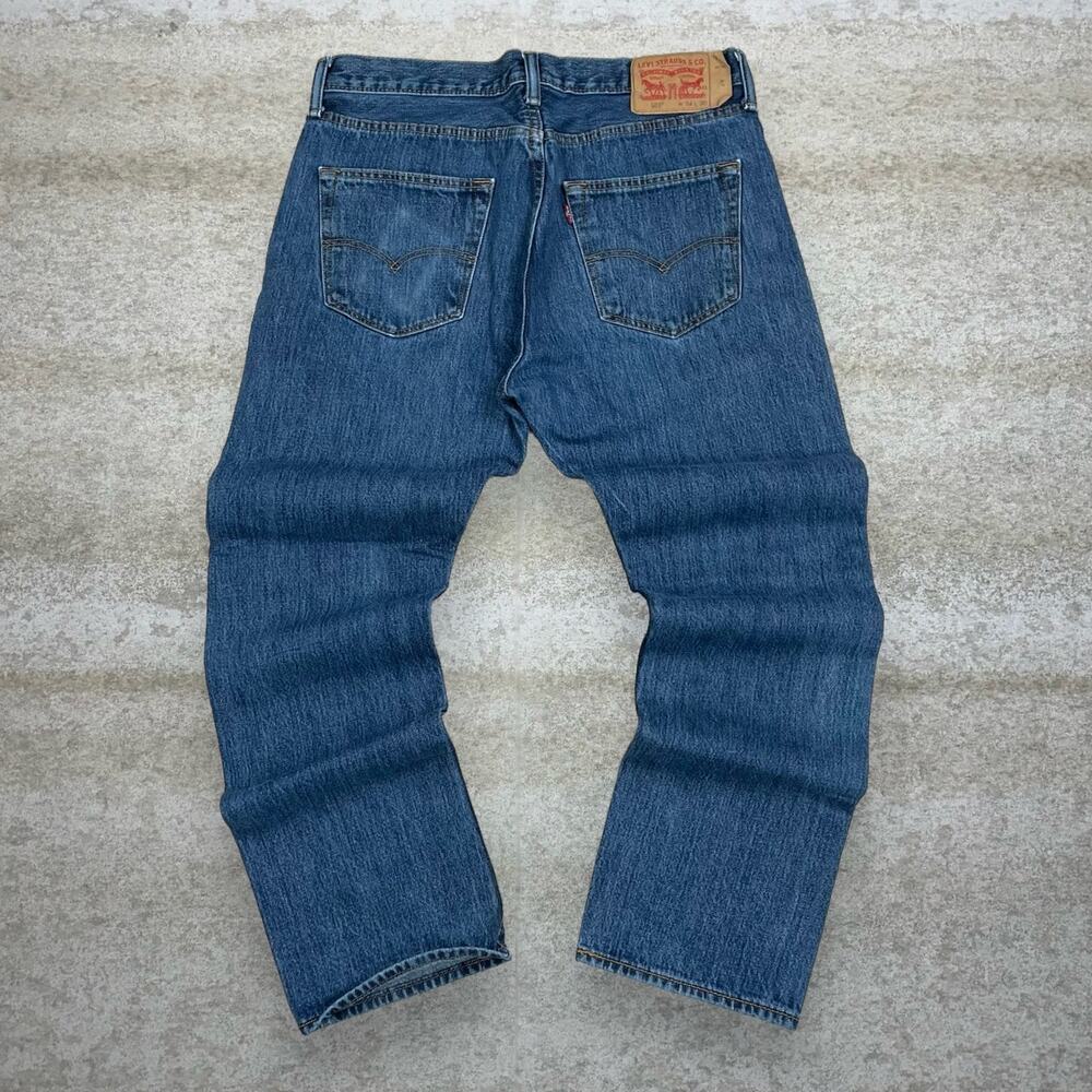 Vintage Y2K Levis 501 Jeans 34x30 Regular Straight Leg Fit Medium Wash Denim